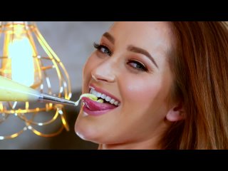 [hollyrandall] (dani daniels) hot in the kitchen xxx (2016) (1080p hevc) big ass milf